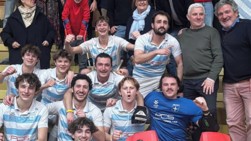 Hockey en salle : carton plein pour les ciels & blancs