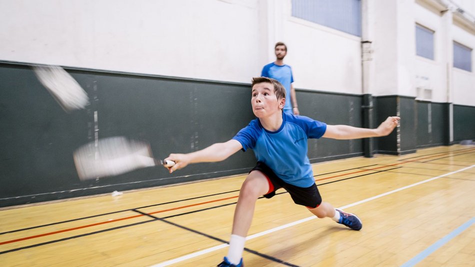 Vacances Toussaint 2025 : Stages badminton